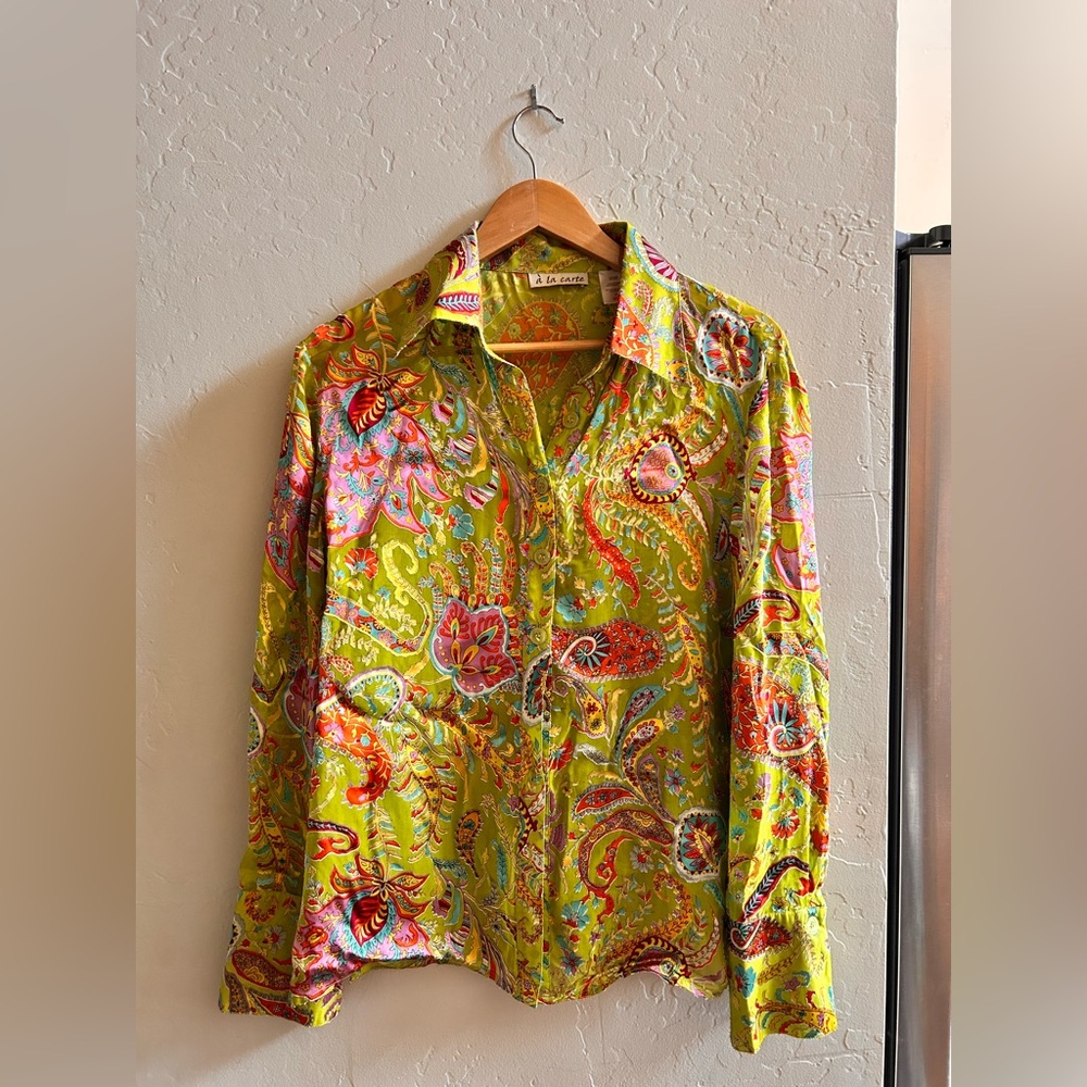 Women’s Vintage Lime Green Paisley Button-Up Shirt